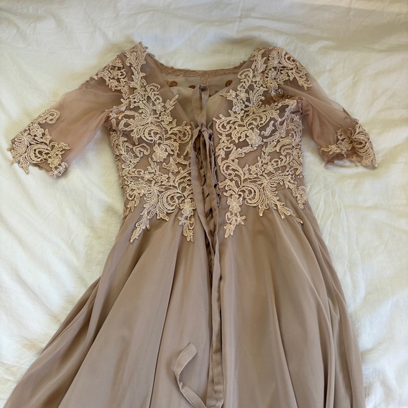 formal dress - Picture 2 of 7